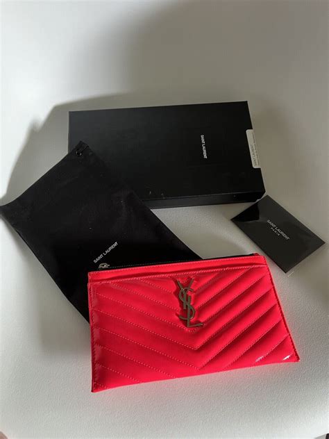 yves saint laurent pouch aw 2019